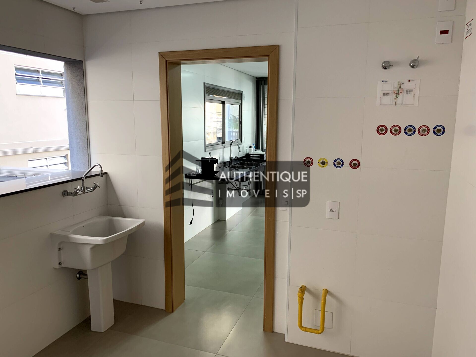 Apartamento à venda com 4 quartos, 171m² - Foto 17