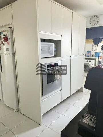 Apartamento à venda com 3 quartos, 142m² - Foto 8