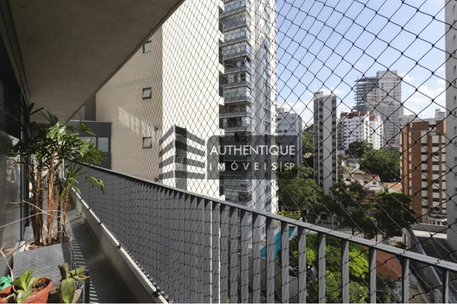 Apartamento à venda com 3 quartos, 150m² - Foto 13