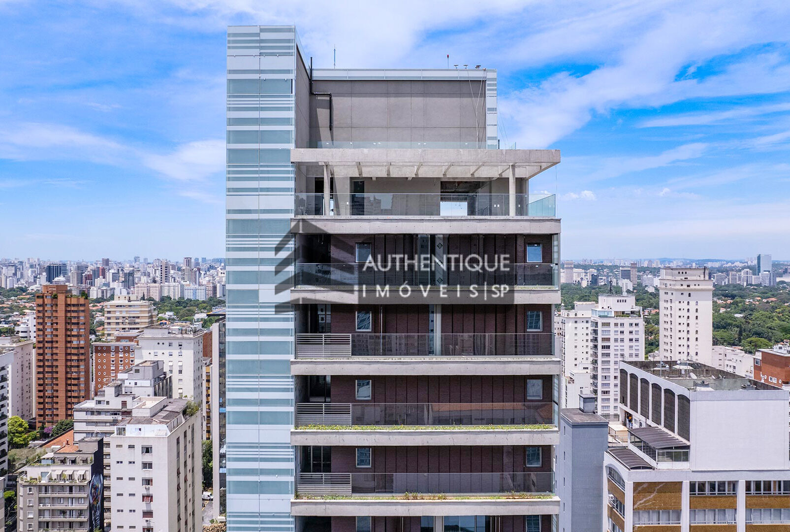 Apartamento à venda com 4 quartos, 585m² - Foto 1