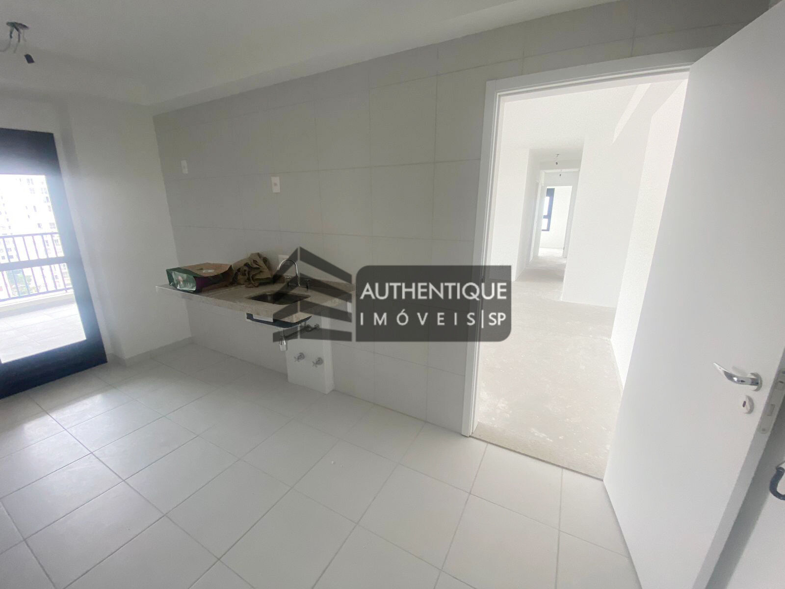 Apartamento à venda com 4 quartos, 147m² - Foto 17