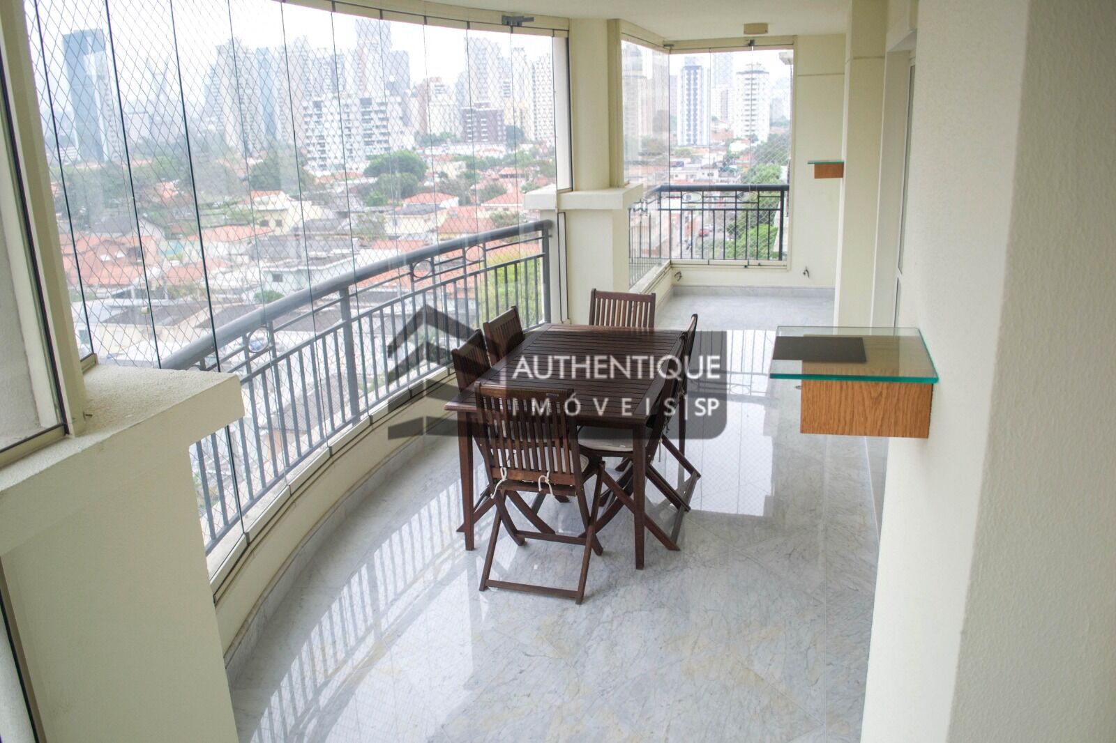 Apartamento à venda com 3 quartos, 198m² - Foto 4