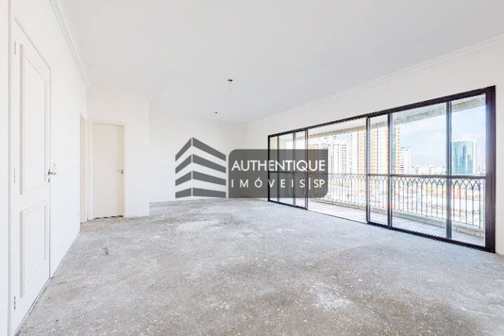 Apartamento à venda com 4 quartos, 195m² - Foto 2