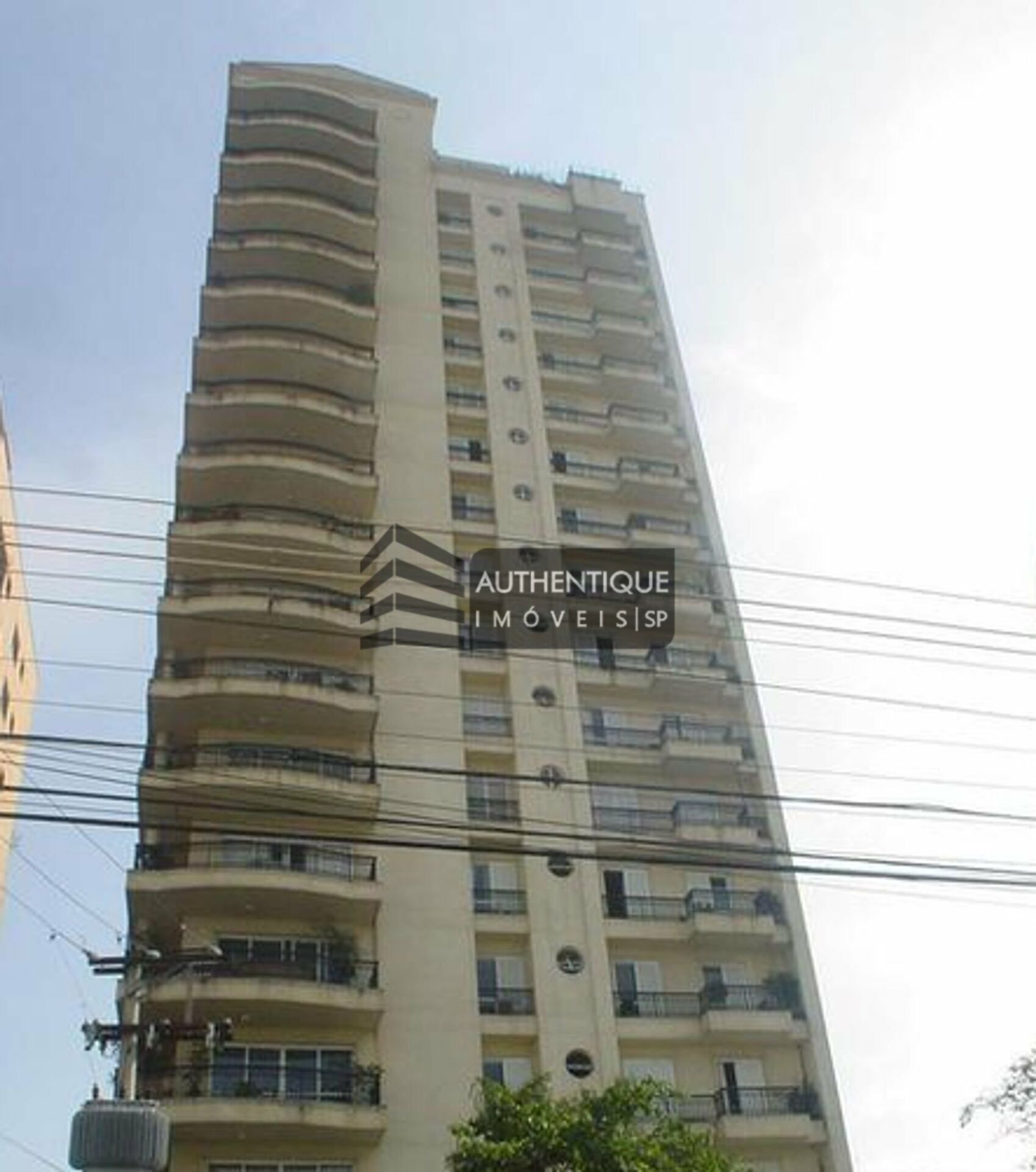 Apartamento à venda com 4 quartos, 177m² - Foto 1