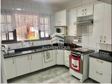 Sobrado, 3 quartos, 224 m² - Foto 1