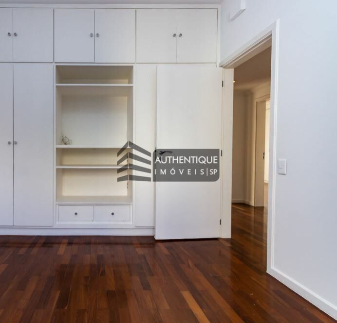 Apartamento à venda com 3 quartos, 285m² - Foto 26