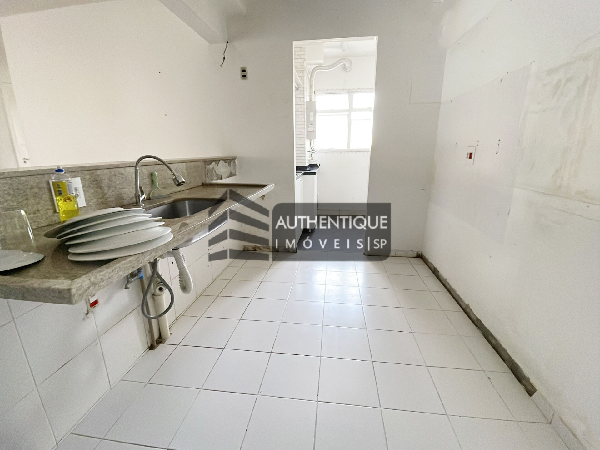 Apartamento à venda com 3 quartos, 104m² - Foto 12