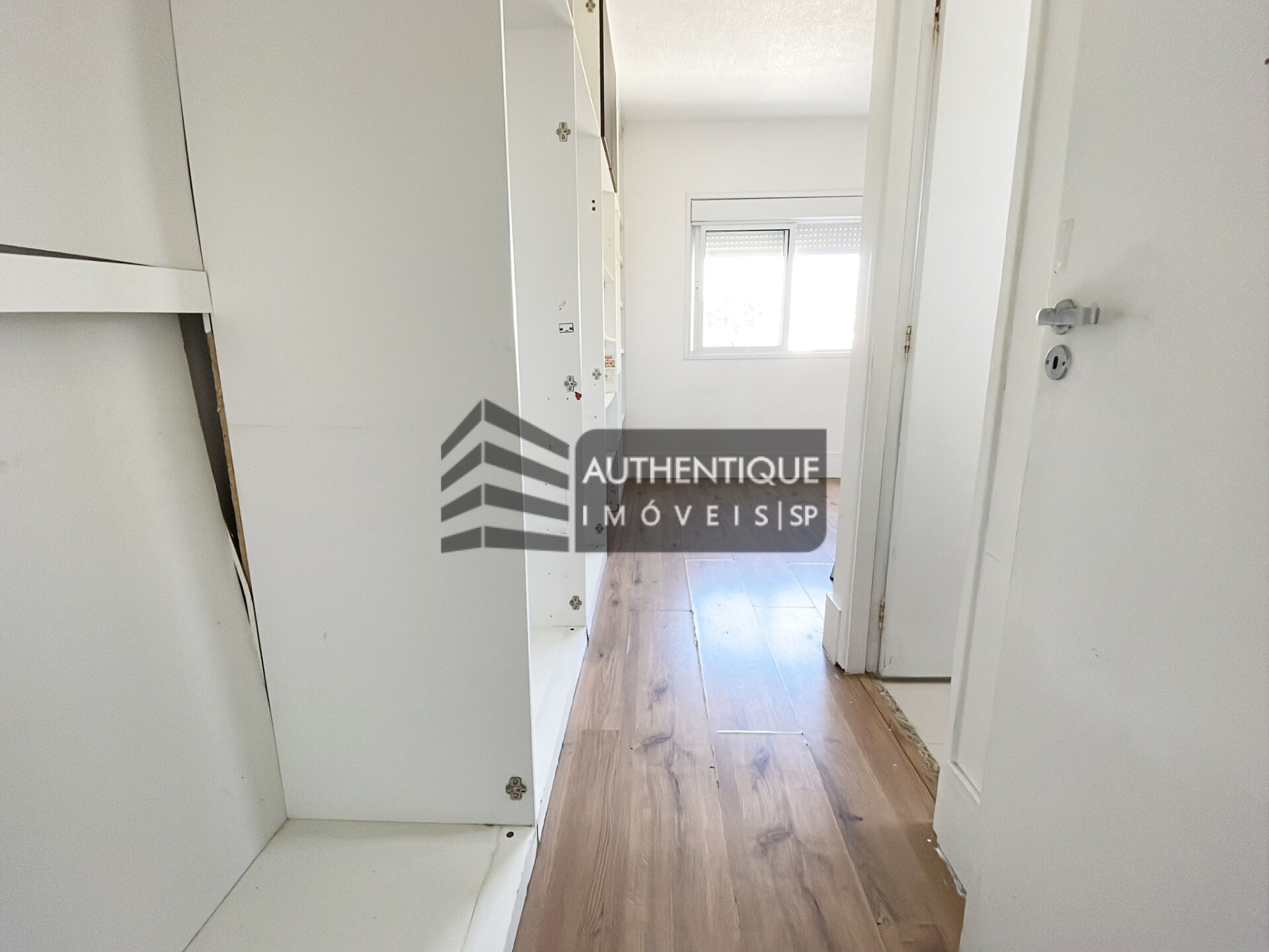 Apartamento à venda com 3 quartos, 104m² - Foto 18