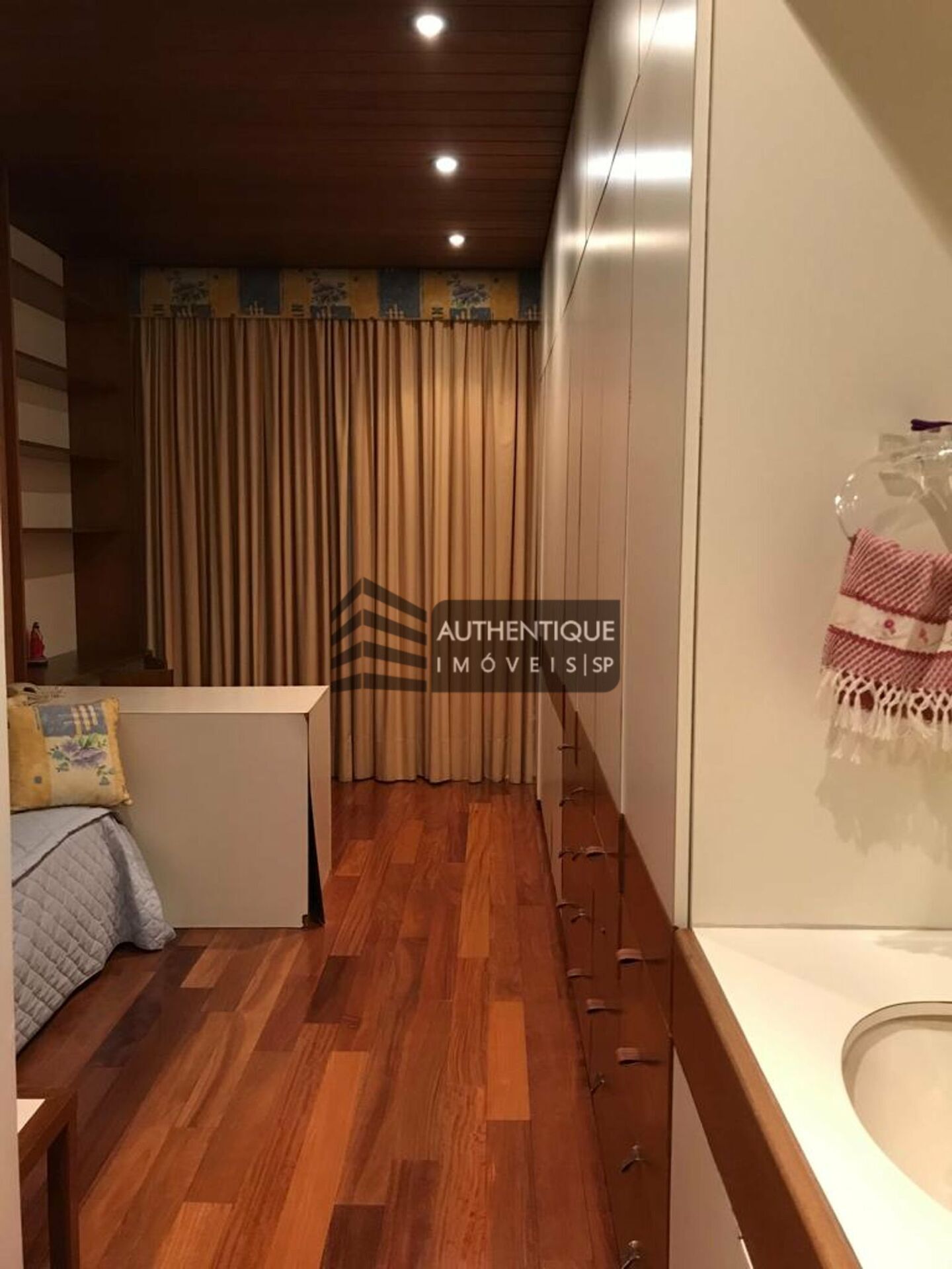 Apartamento à venda com 5 quartos, 380m² - Foto 40