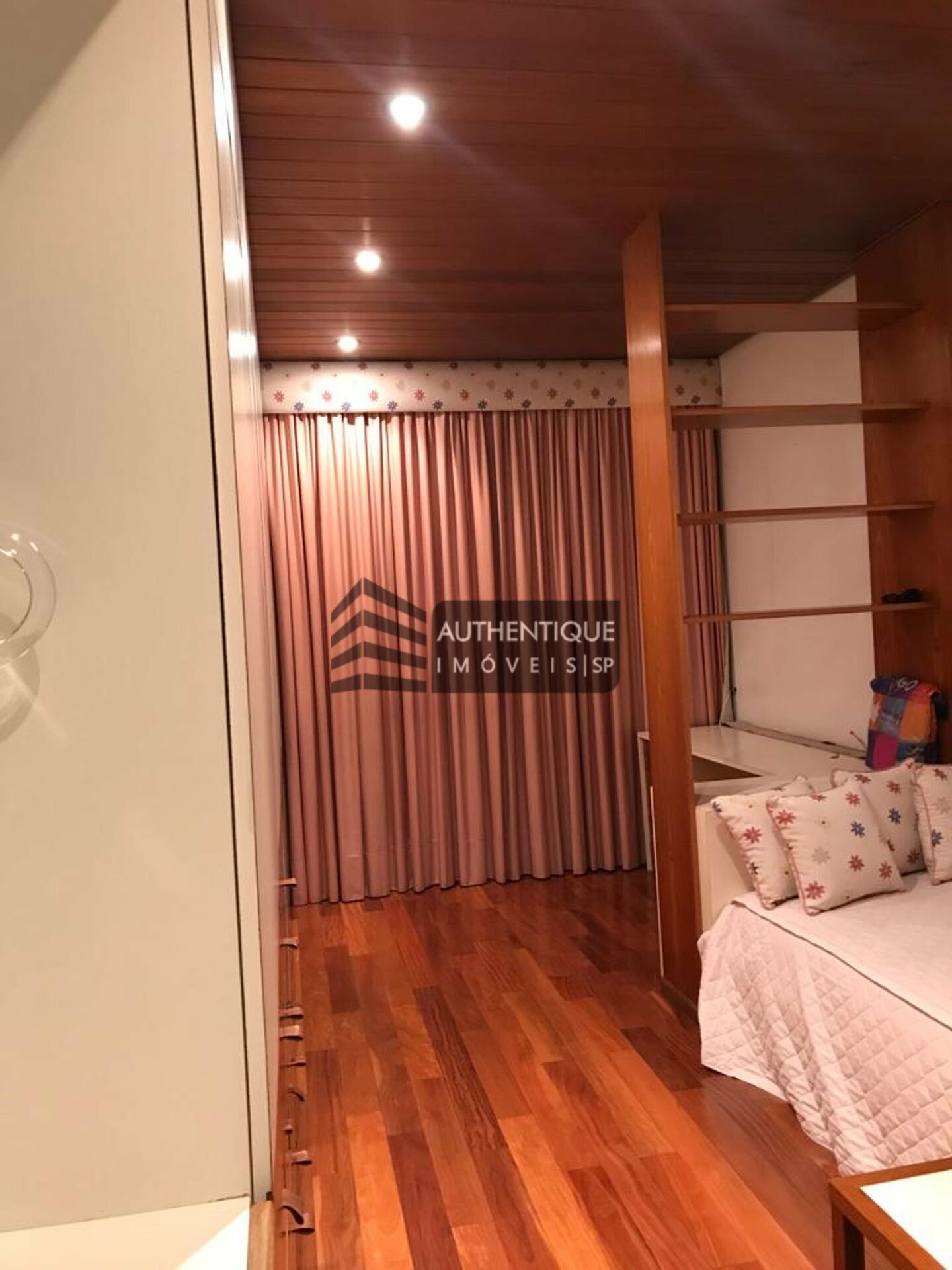 Apartamento à venda com 5 quartos, 380m² - Foto 41