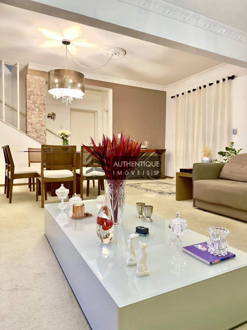 Casa, 3 quartos, 318 m² - Foto 1