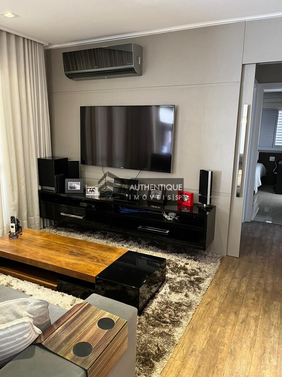 Apartamento à venda com 3 quartos, 159m² - Foto 11