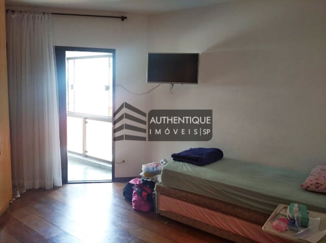 Apartamento à venda com 4 quartos, 202m² - Foto 17