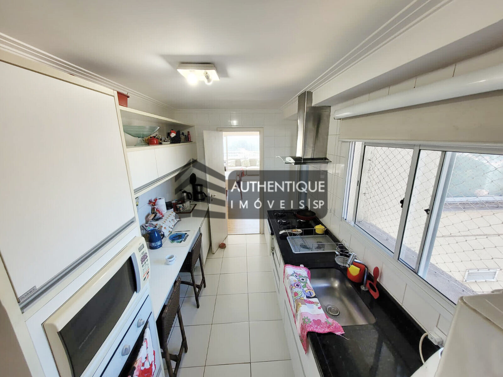 Apartamento à venda com 3 quartos, 137m² - Foto 8