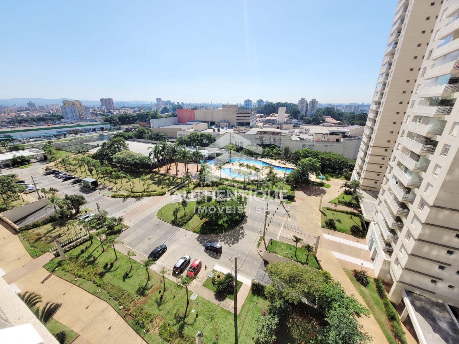 Apartamento, 3 quartos, 137 m² - Foto 2