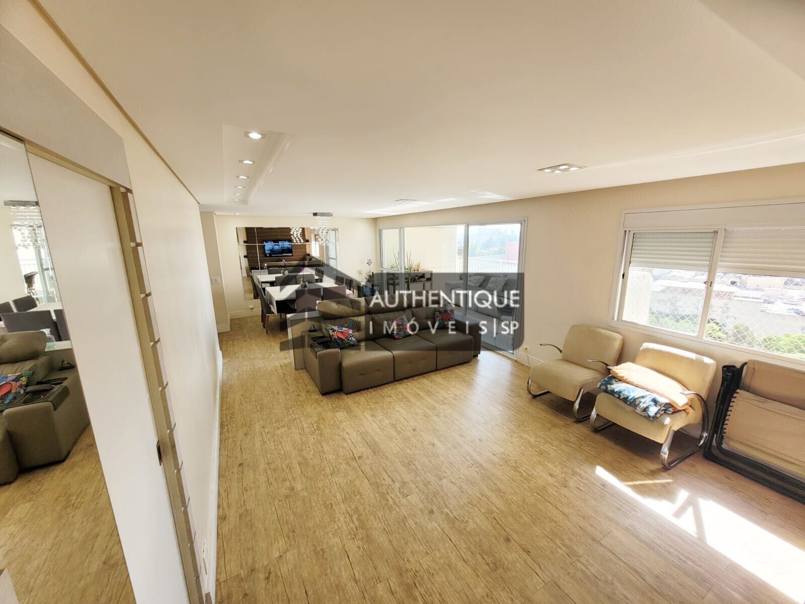 Apartamento à venda com 3 quartos, 137m² - Foto 5