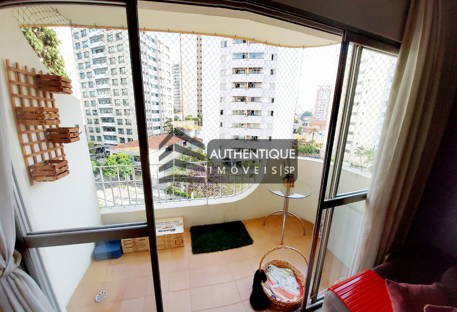 Apartamento à venda com 2 quartos, 67m² - Foto 4