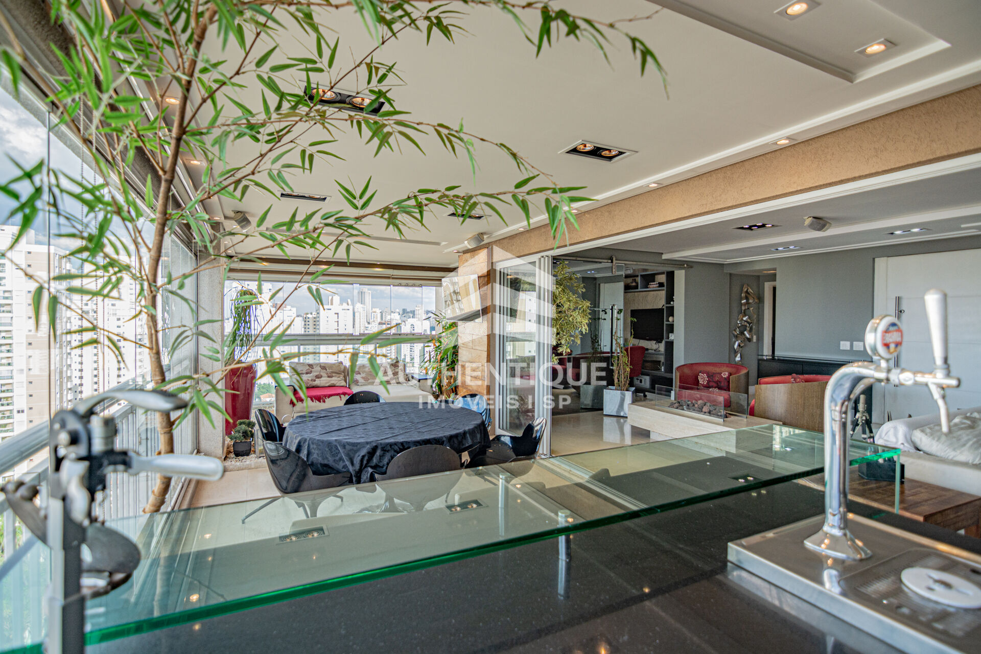 Apartamento, 4 quartos, 206 m² - Foto 2