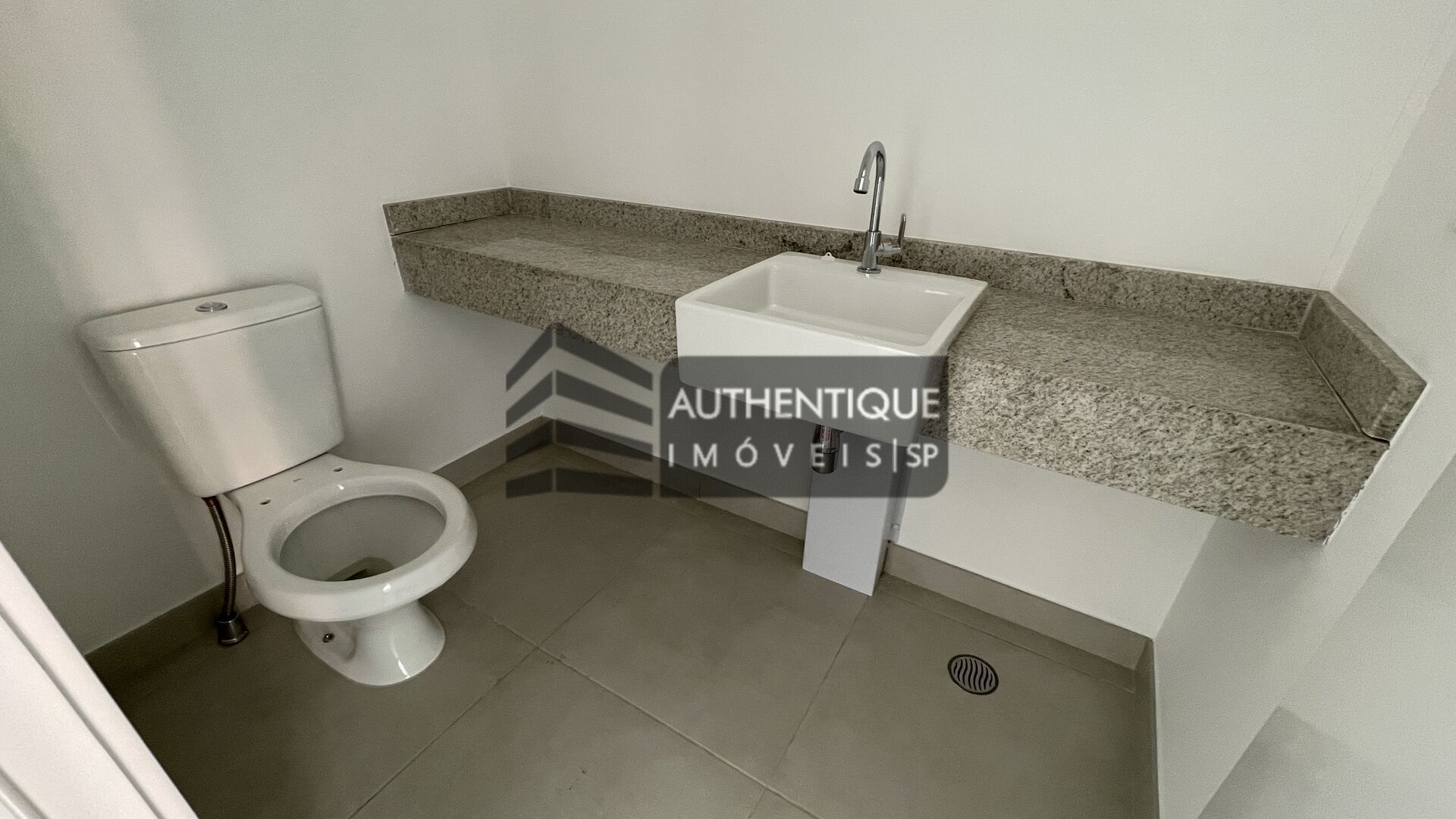 Apartamento à venda com 3 quartos, 168m² - Foto 12