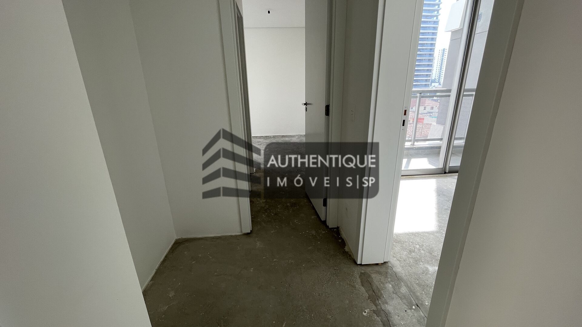 Apartamento à venda com 3 quartos, 168m² - Foto 17