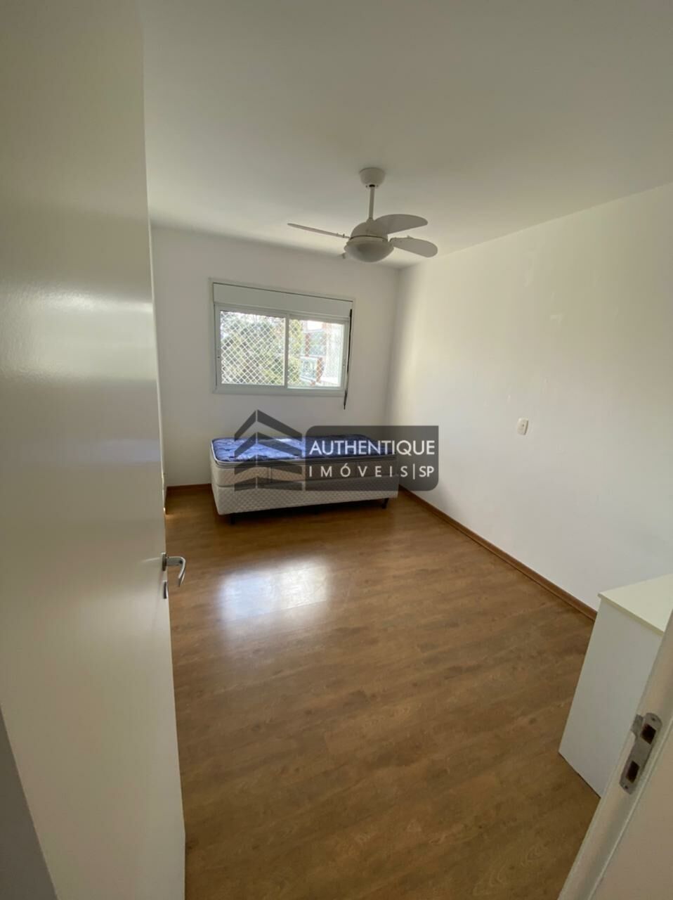 Apartamento à venda com 4 quartos, 241m² - Foto 46