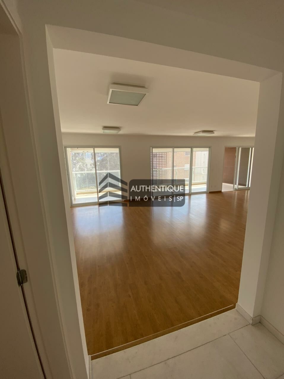 Apartamento à venda com 4 quartos, 241m² - Foto 43