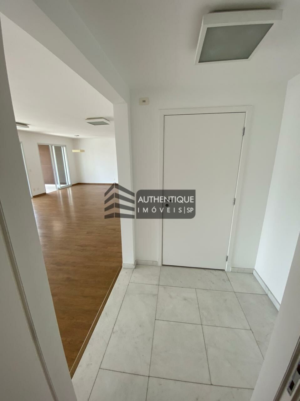 Apartamento à venda com 4 quartos, 241m² - Foto 42