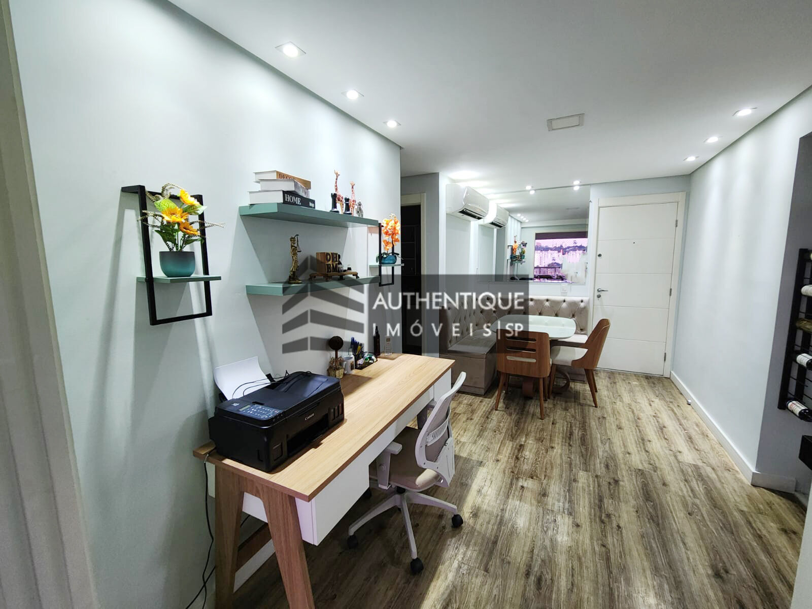 Apartamento à venda com 2 quartos, 65m² - Foto 10