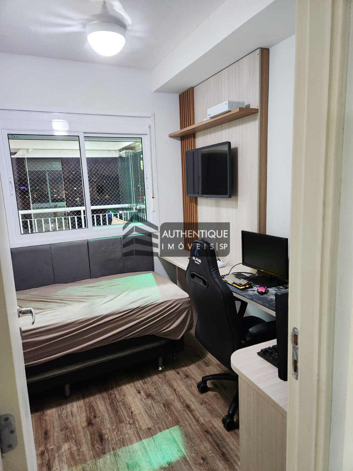 Apartamento à venda com 2 quartos, 65m² - Foto 28