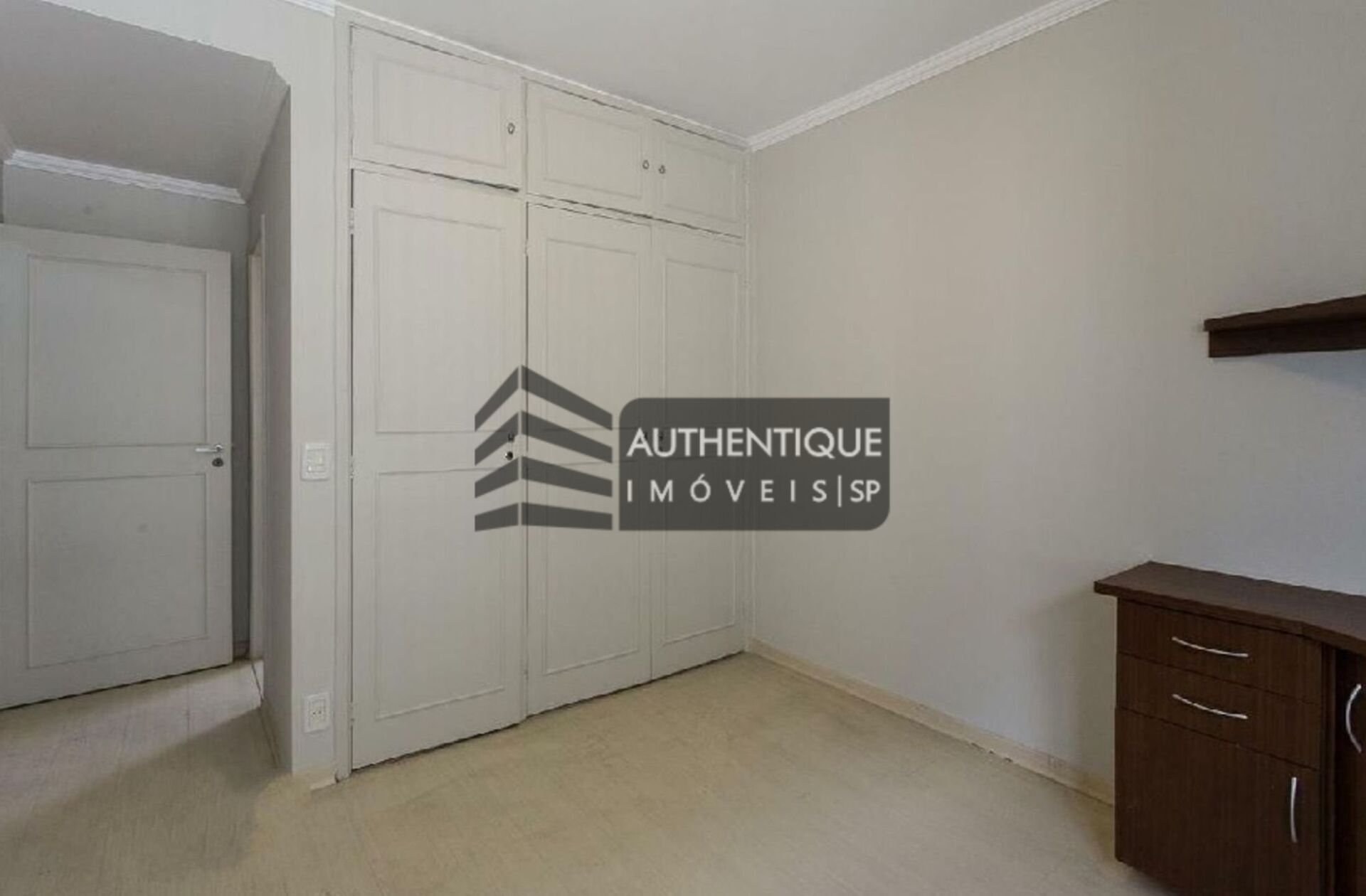 Apartamento à venda com 3 quartos, 119m² - Foto 23