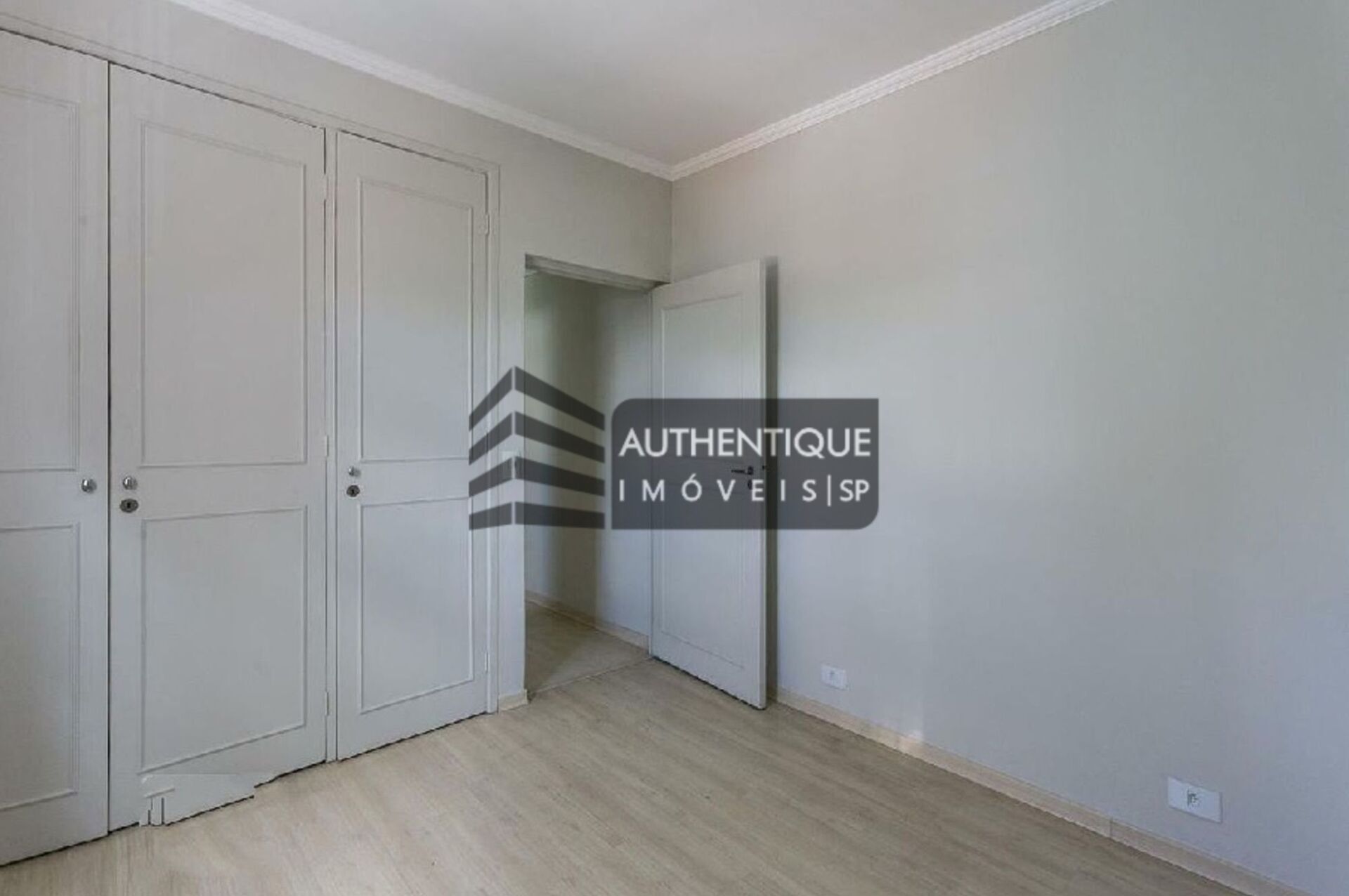 Apartamento à venda com 3 quartos, 119m² - Foto 26