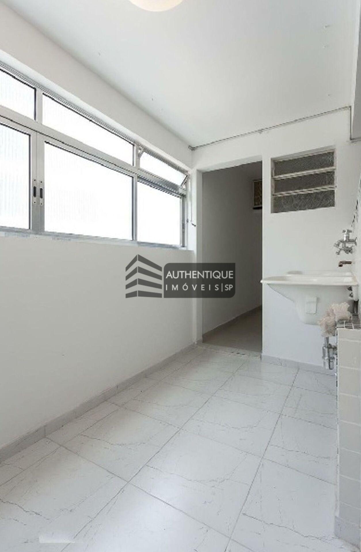 Apartamento à venda com 3 quartos, 119m² - Foto 18