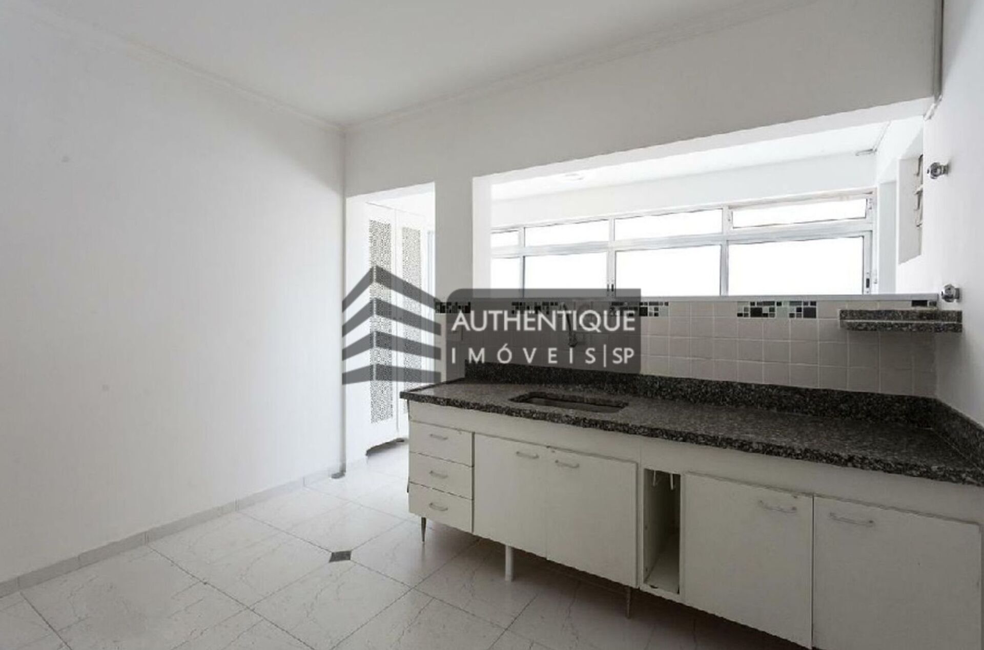 Apartamento à venda com 3 quartos, 119m² - Foto 17