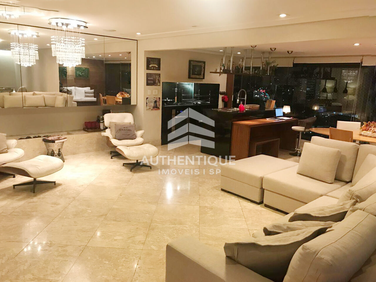 Apartamento, 3 quartos, 209 m² - Foto 2