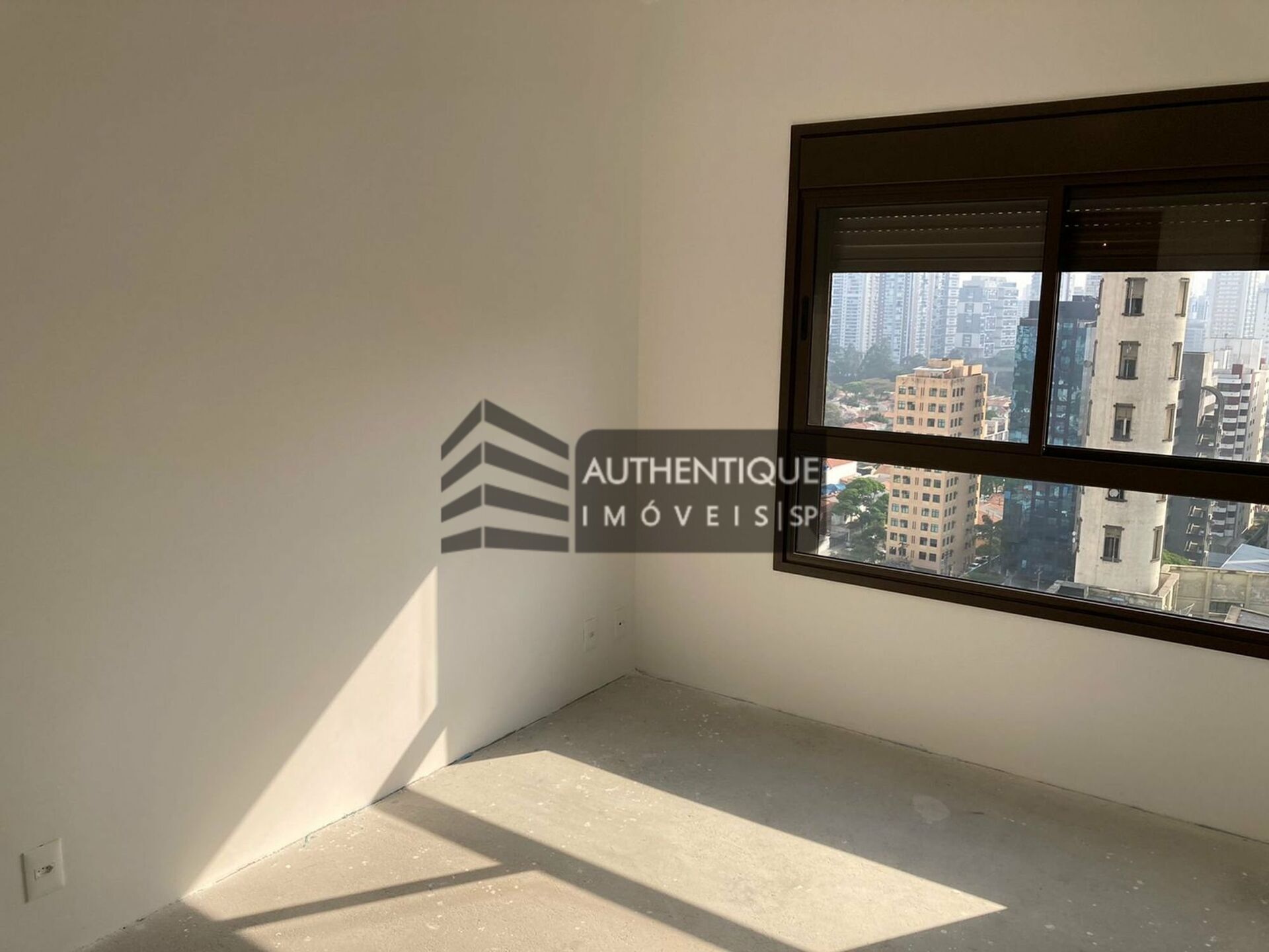 Apartamento à venda com 3 quartos, 137m² - Foto 31