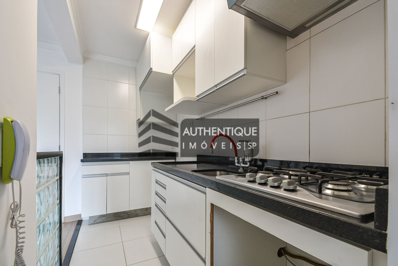 Apartamento à venda com 2 quartos, 62m² - Foto 12