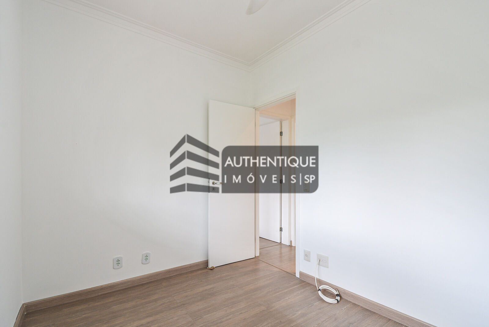 Apartamento à venda com 2 quartos, 62m² - Foto 17