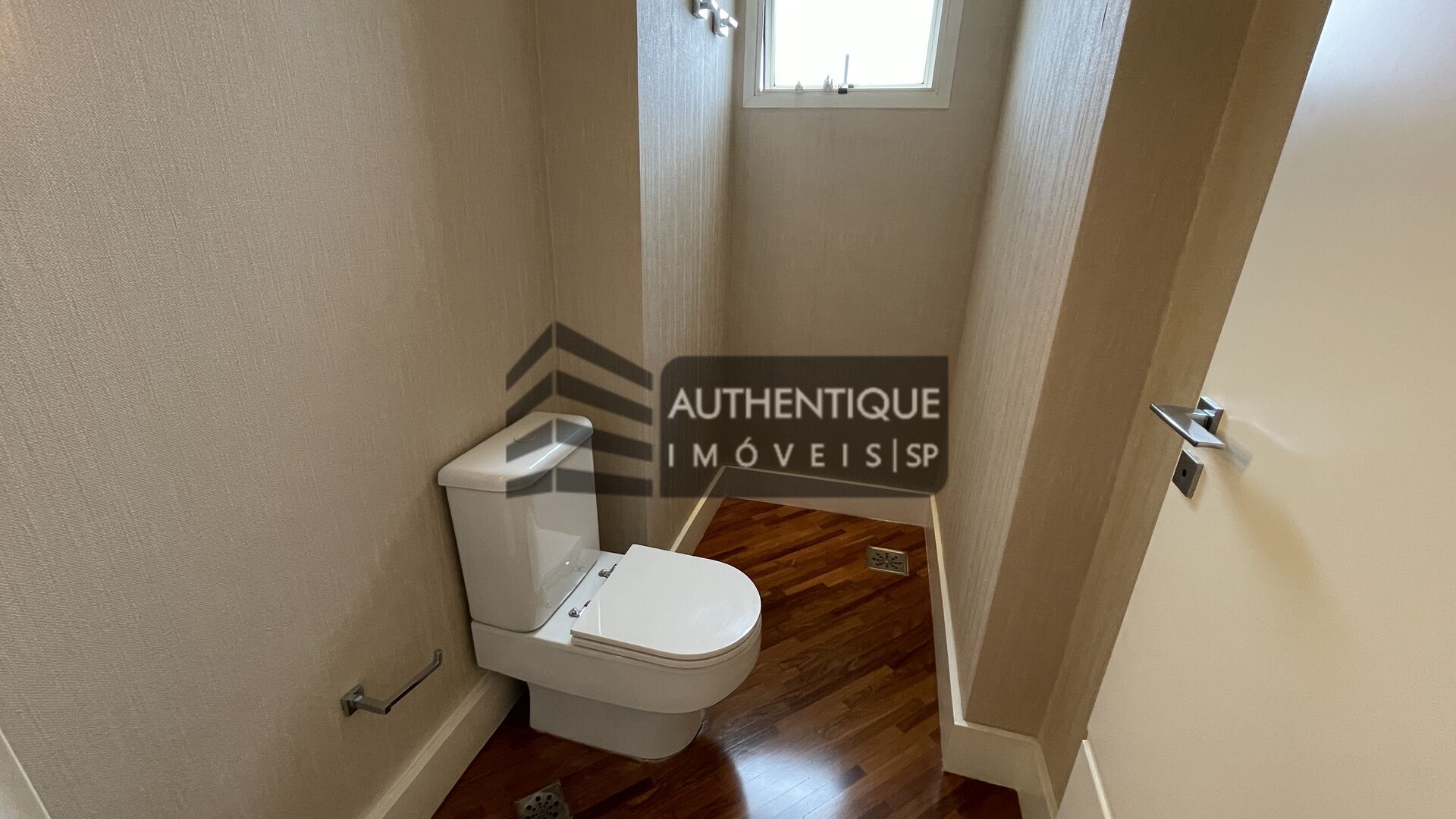 Apartamento à venda com 3 quartos, 227m² - Foto 19