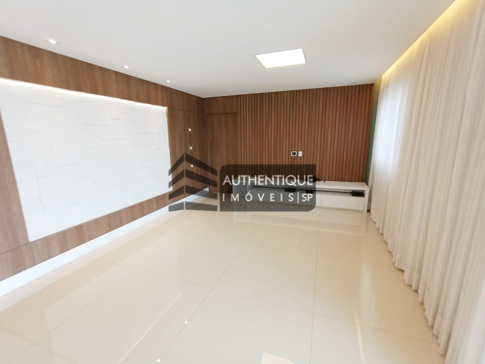 Apartamento à venda com 3 quartos, 171m² - Foto 4