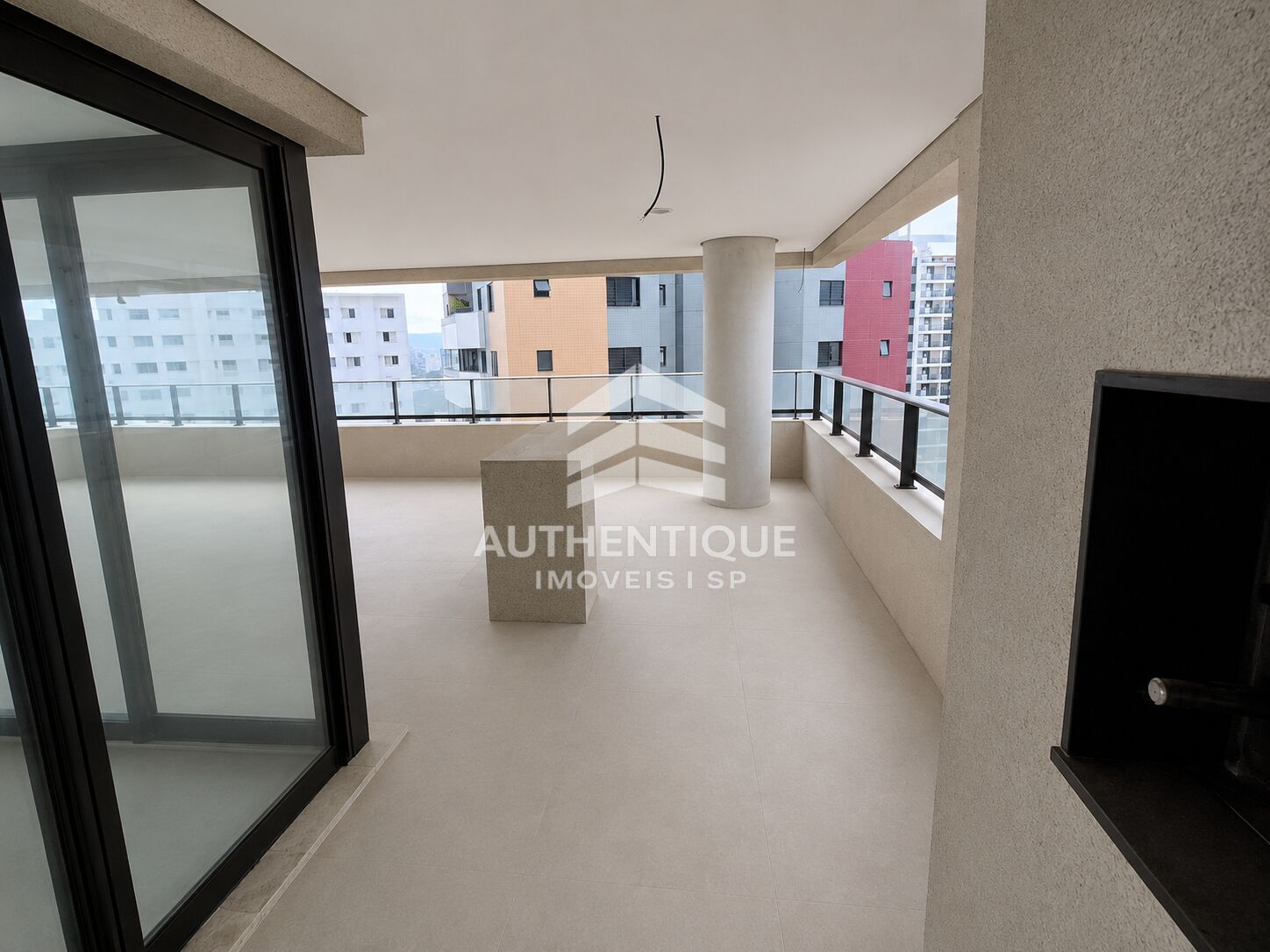 Apartamento, 4 quartos, 218 m² - Foto 2