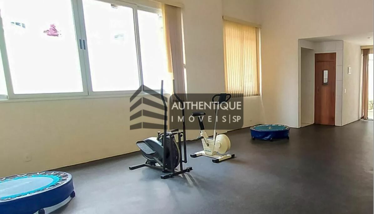 Apartamento à venda com 4 quartos, 245m² - Foto 4