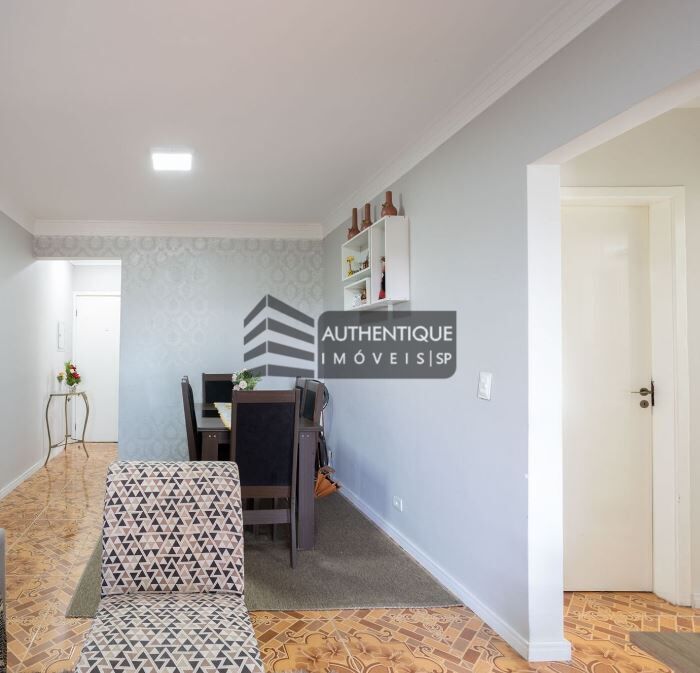 Apartamento à venda com 2 quartos, 68m² - Foto 4