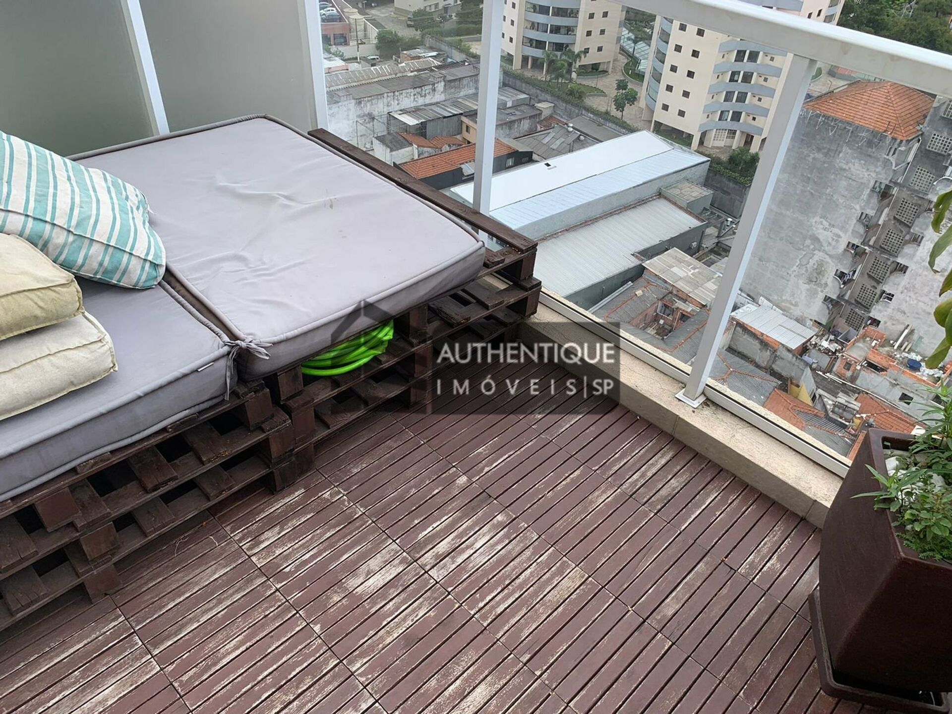 Apartamento à venda com 1 quarto, 64m² - Foto 35