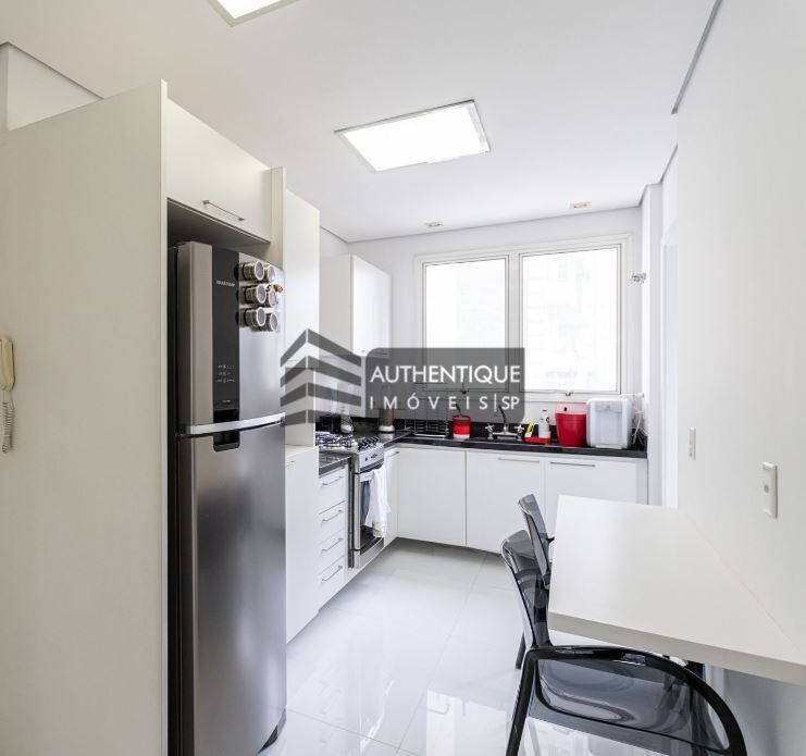 Apartamento à venda com 3 quartos, 151m² - Foto 9