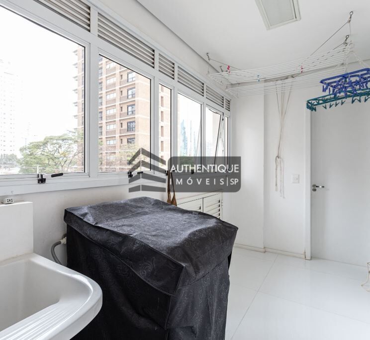 Apartamento à venda com 3 quartos, 151m² - Foto 13