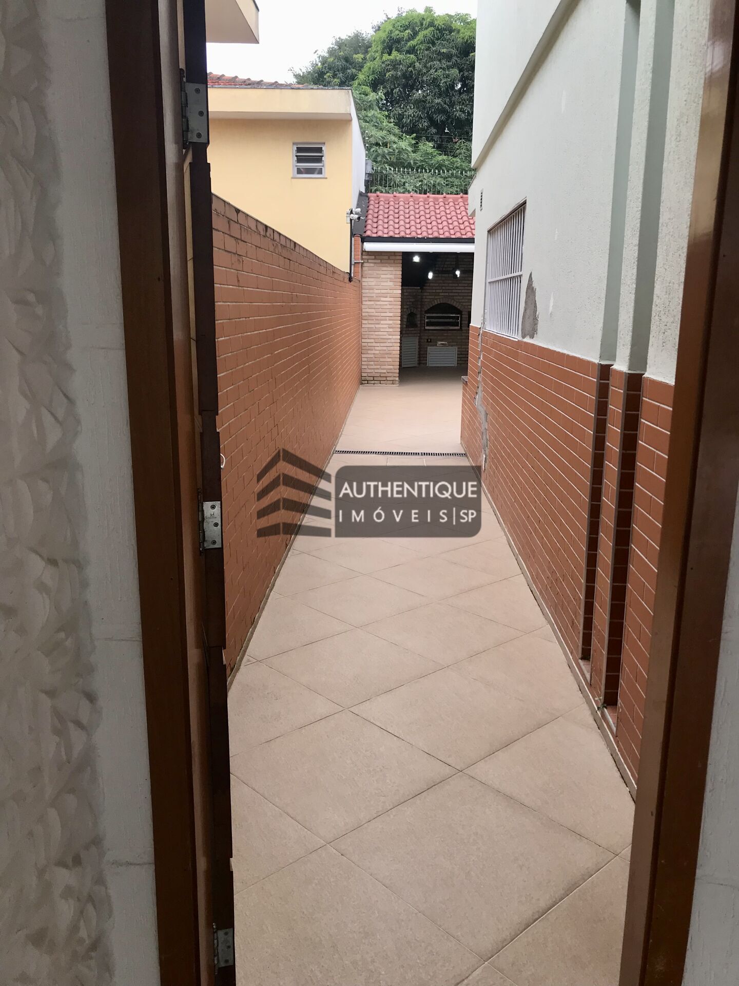 Sobrado à venda com 3 quartos, 212m² - Foto 24