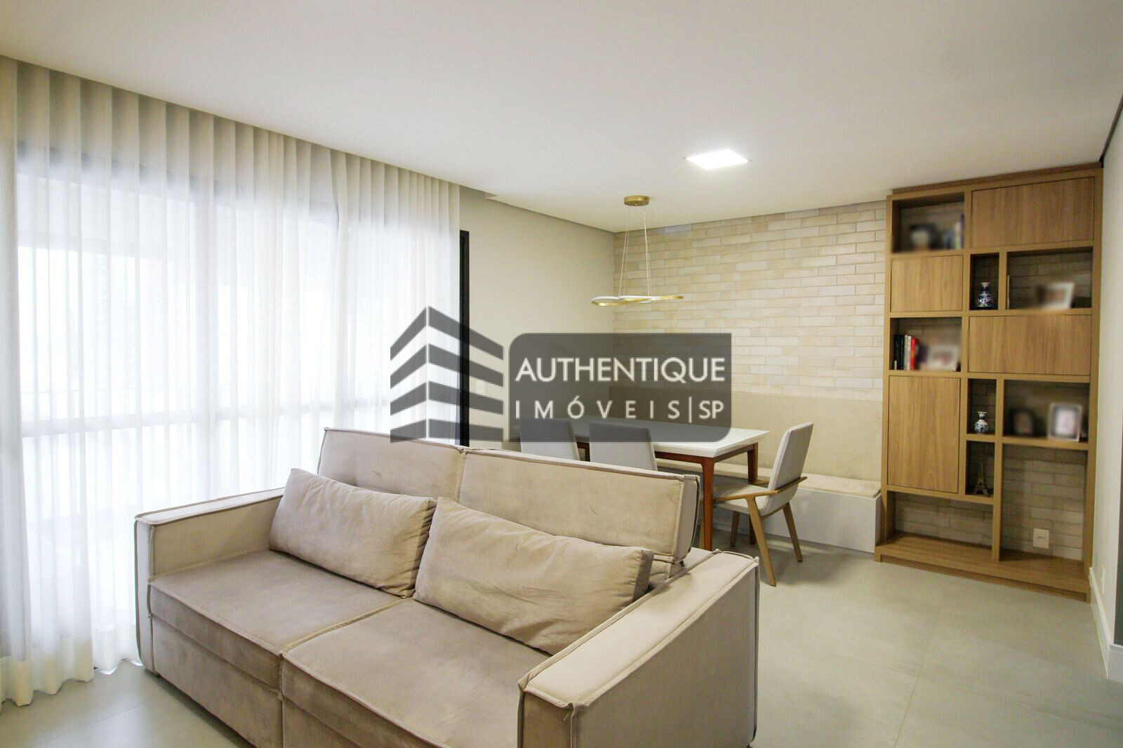 Apartamento à venda com 3 quartos, 114m² - Foto 1