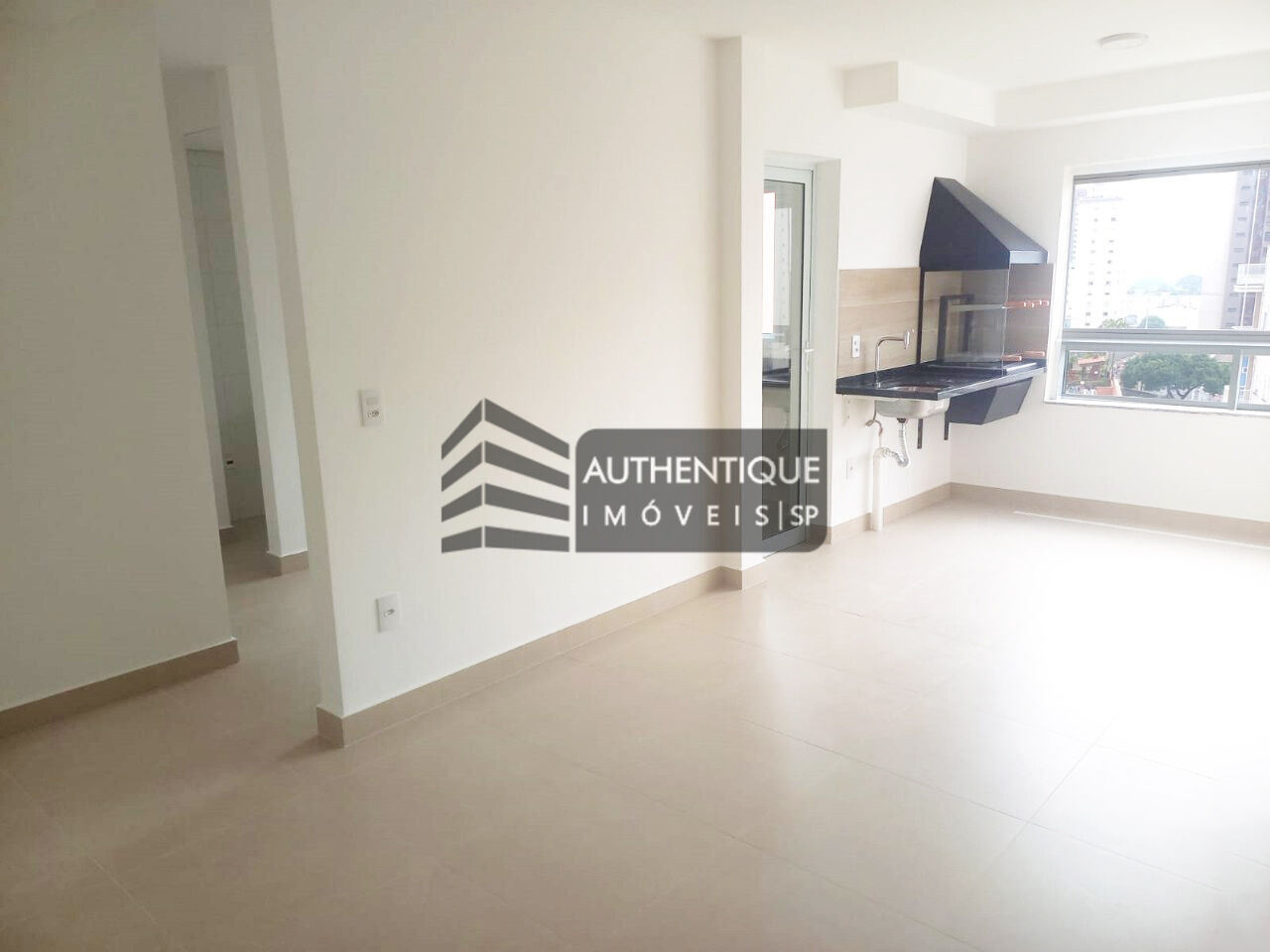 Apartamento à venda com 3 quartos, 94m² - Foto 2