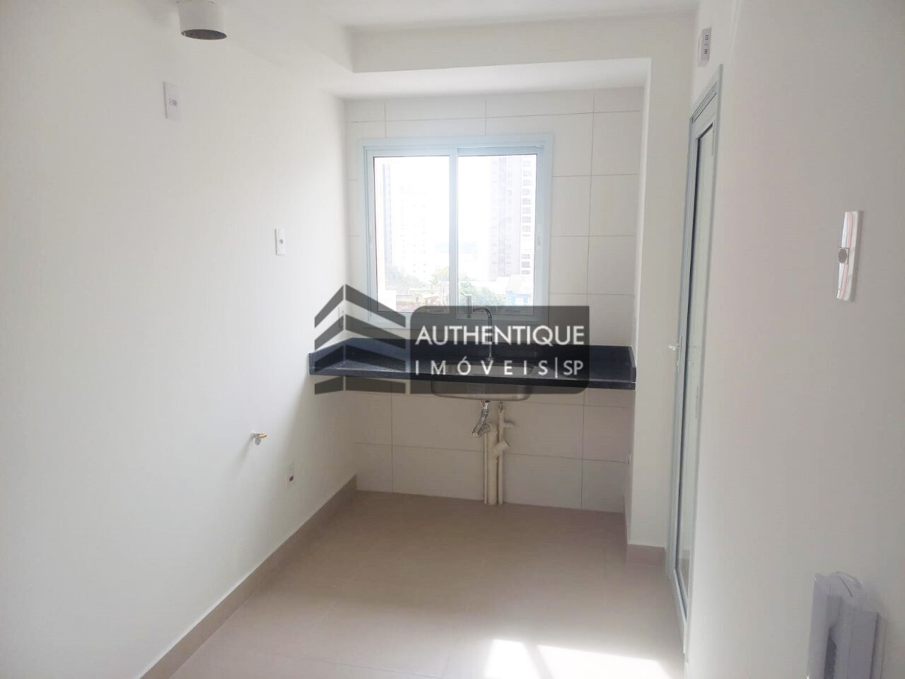 Apartamento à venda com 3 quartos, 94m² - Foto 20