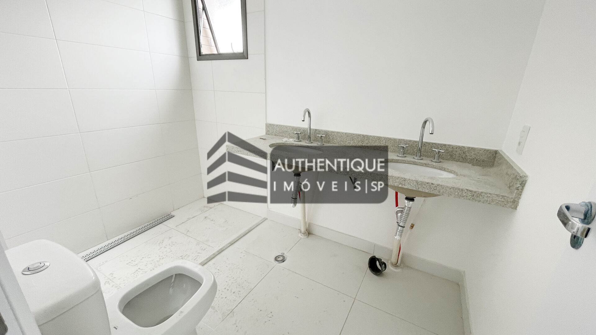 Apartamento à venda com 4 quartos, 159m² - Foto 17